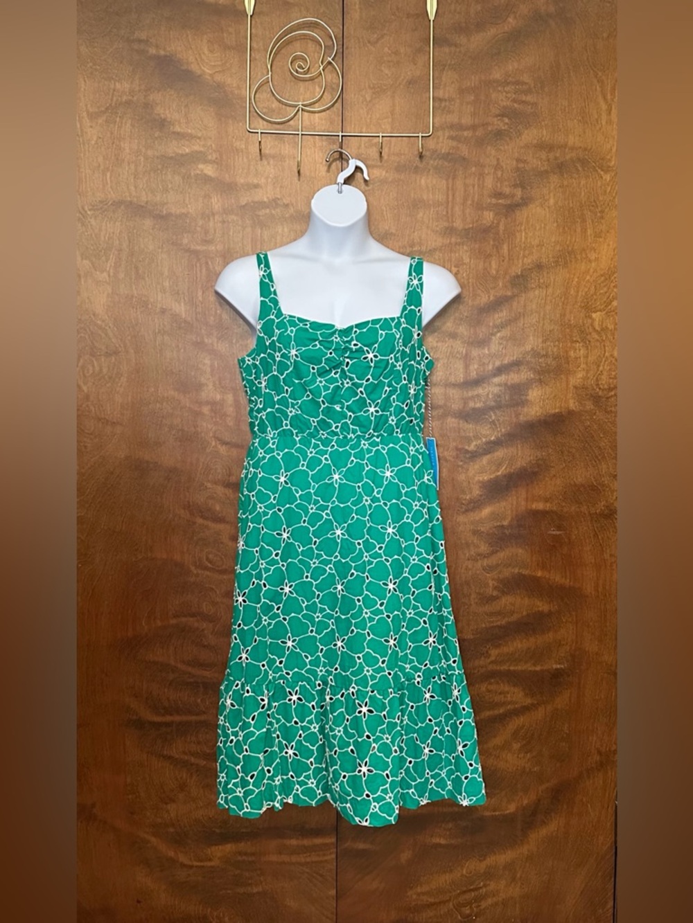 Draper James Sleeveless Floral Embroidered Midi Dress Womens L Green & White